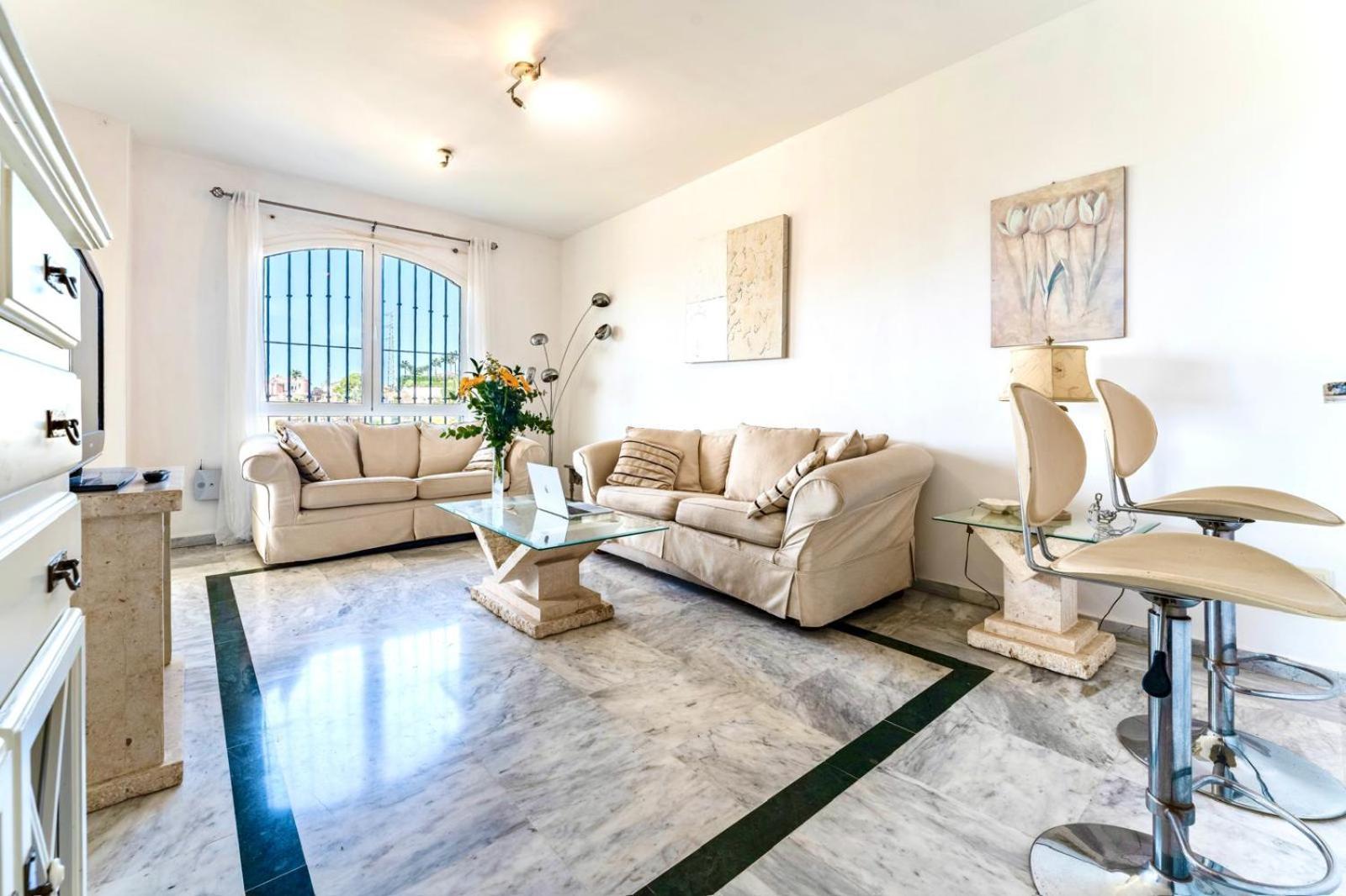 Apartment Zafir With 2 Bedroom And Private Garden