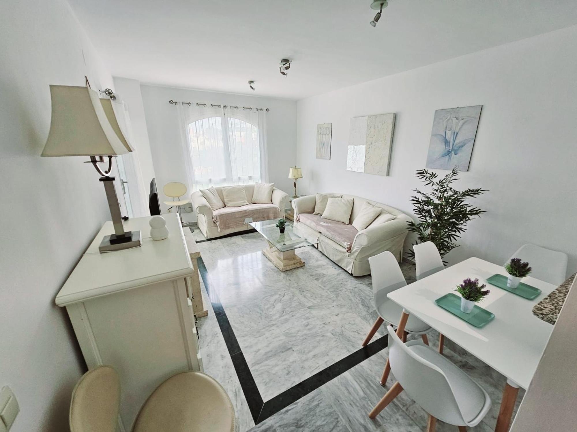 Apartment Zafir With 2 Bedroom And Private Garden *